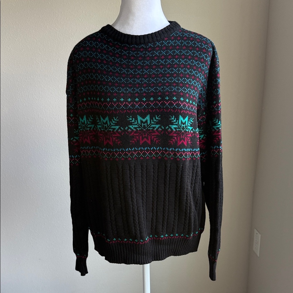 Rob Winter women’s black,pink&blue crewneck, pullover sweater